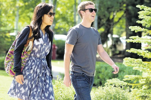 Promise fulfilled, Zuckerberg and Chan (wife) did with their new-born daughter&nbsp;Max