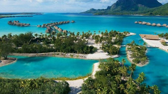 Bora-Bora-French-Polynesia-Most-Beautiful-Islands-2017