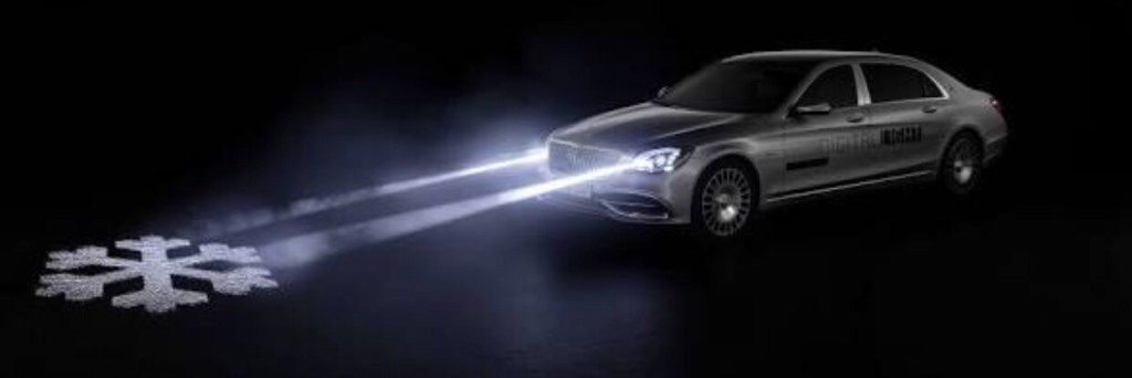 Unicorn feature of Mercedes Benz “Digital Light” displays message for&nbsp;pedestrians